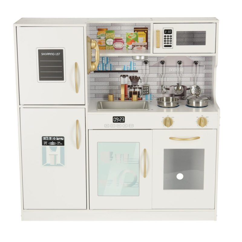 Wooden-kitchen-for-children-with-refrigerator-139668 Drvena kuhinja za djecu s hladnjakom