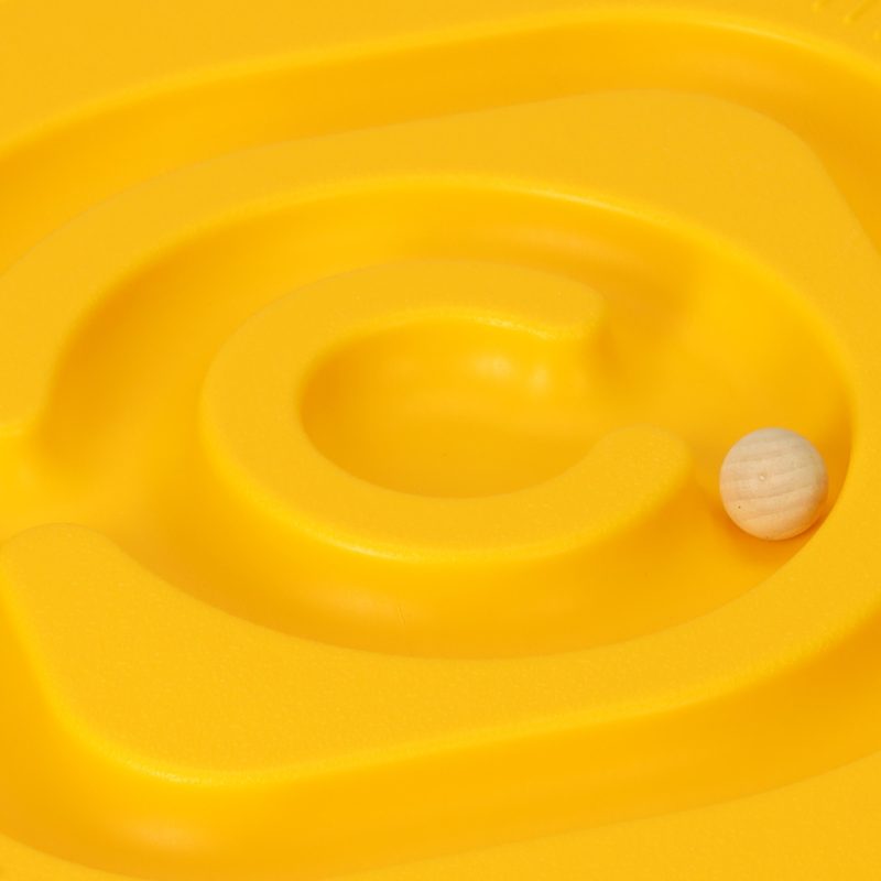 Balance-board-with-ball-maze-for-kids-yellow-158592 Balans ploča za ravnotežu s labirintom s lopticama za djecu žuta