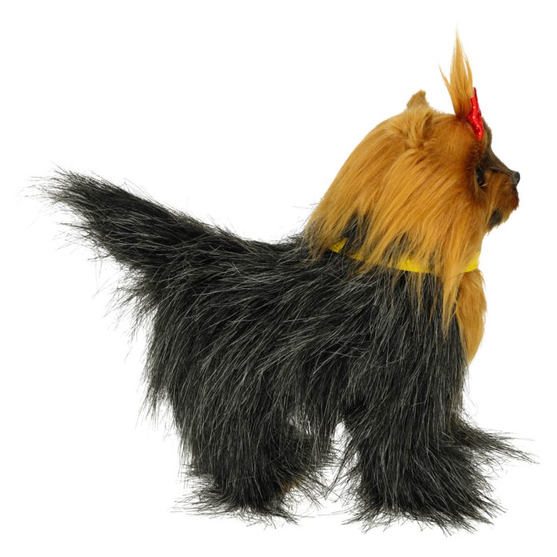 Interaktivni pas reagira na dodir, kreće se, hoda, laje York