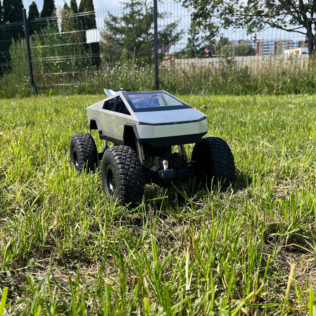RC kamionet za penjanje 1:8 2.4G