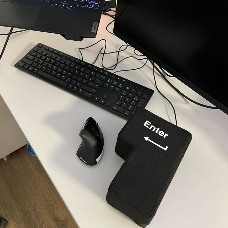 Velika antistresna USB tipka ENTER 2