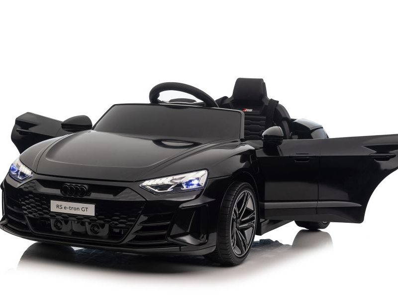 Automobil na akumulator Audi E-Tron crni GT QLS-6888