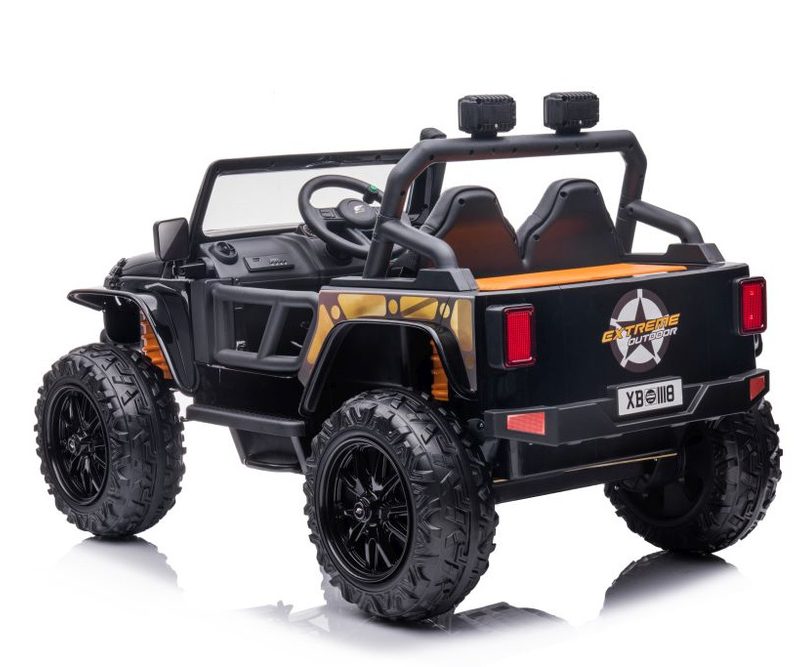 Automobil na akumulator XB-1118 crni