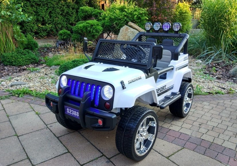 Automobil na akumulator S2388 Jeep bijeli 4x45W
