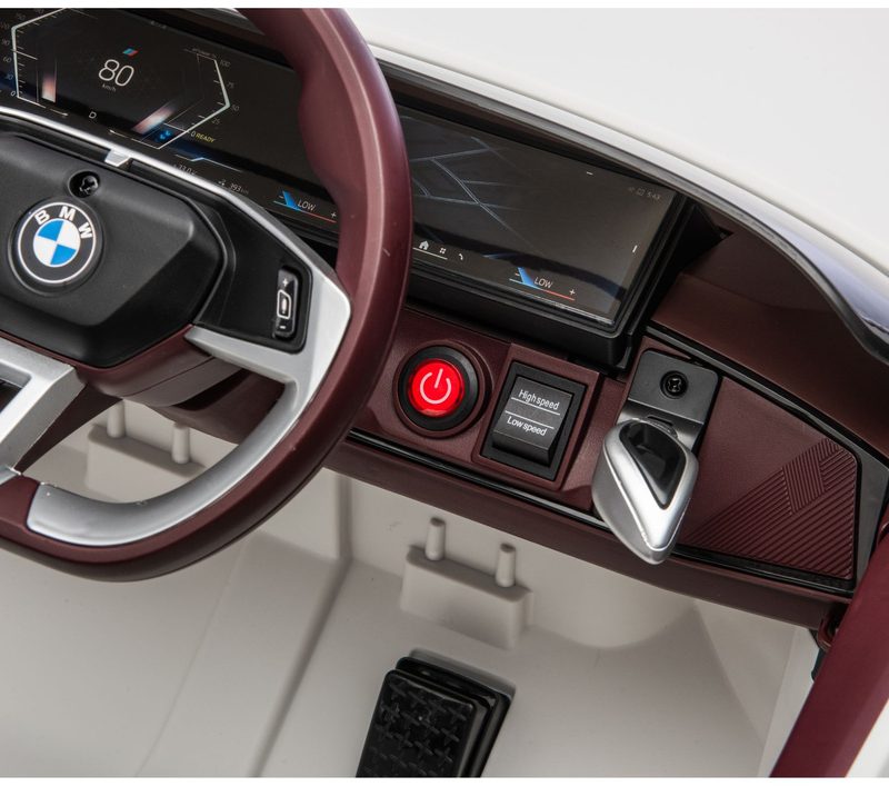 BMW I4 4x4 JE1009 Automobil na akumulator, bijeli