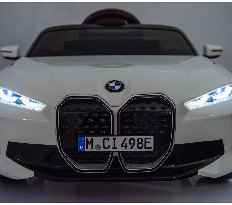 BMW I4 4x4 JE1009 Automobil na akumulator, bijeli