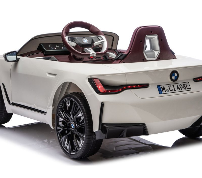 BMW I4 4x4 JE1009 Automobil na akumulator, bijeli