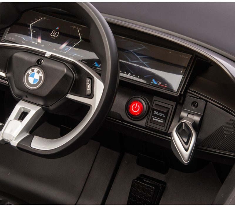 BMW I4 4x4 JE1009 Automobil na akumulator, crni