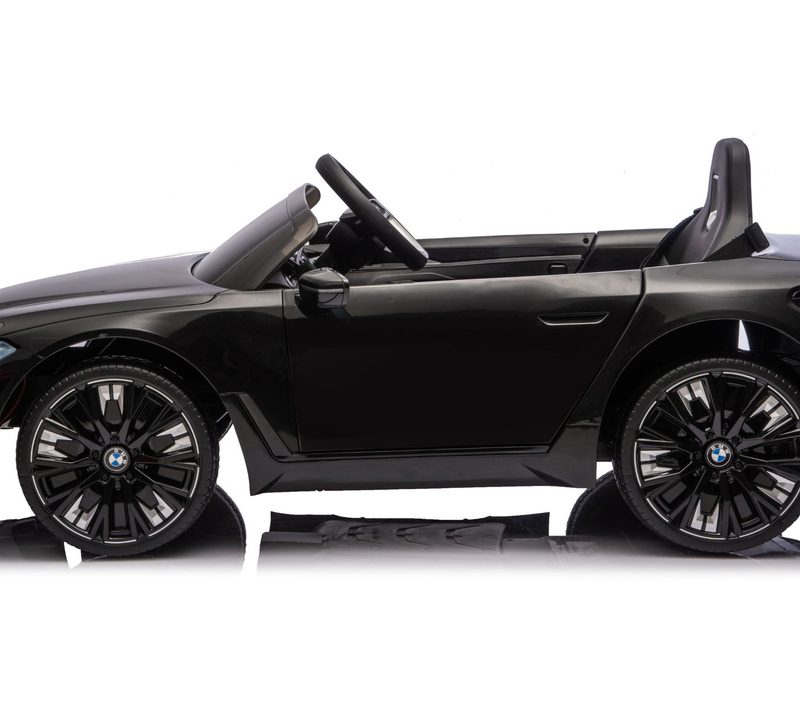 BMW I4 4x4 JE1009 Automobil na akumulator, crni