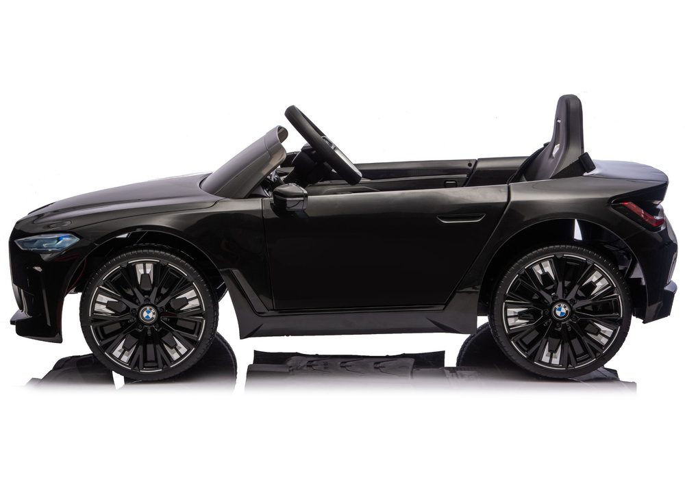 BMW I4 4x4 JE1009 Automobil na akumulator, crni