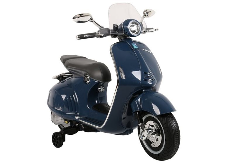 Plavi skuter na akumulator Vespa GTS 300