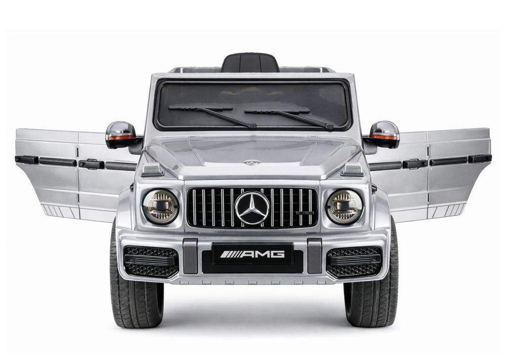 Mercedes AMG G 63 srebrno vozilo na akumulator