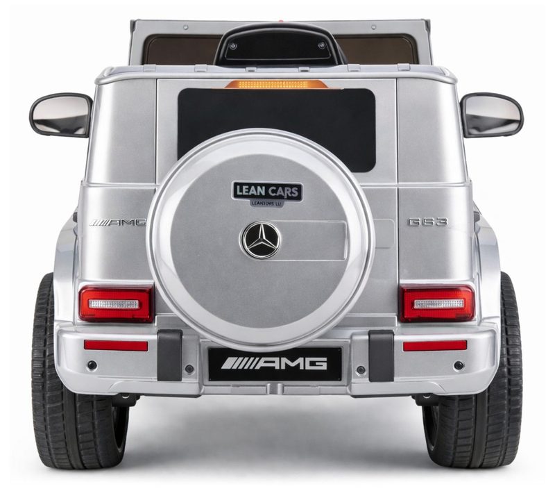 Mercedes AMG G 63 srebrno vozilo na akumulator