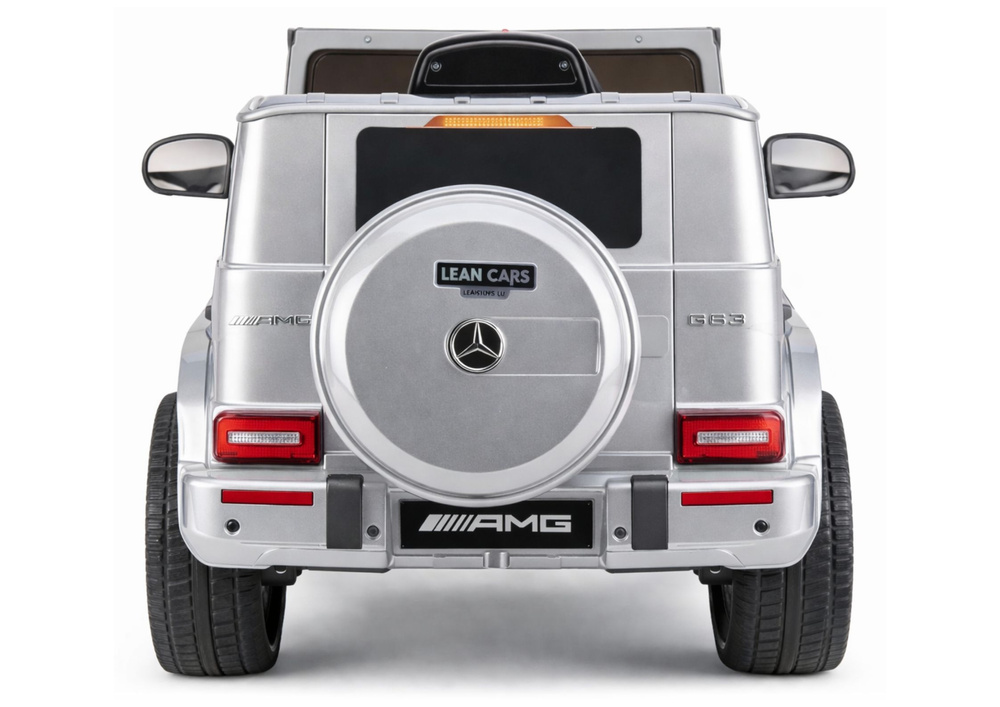 Mercedes AMG G 63 srebrno vozilo na akumulator