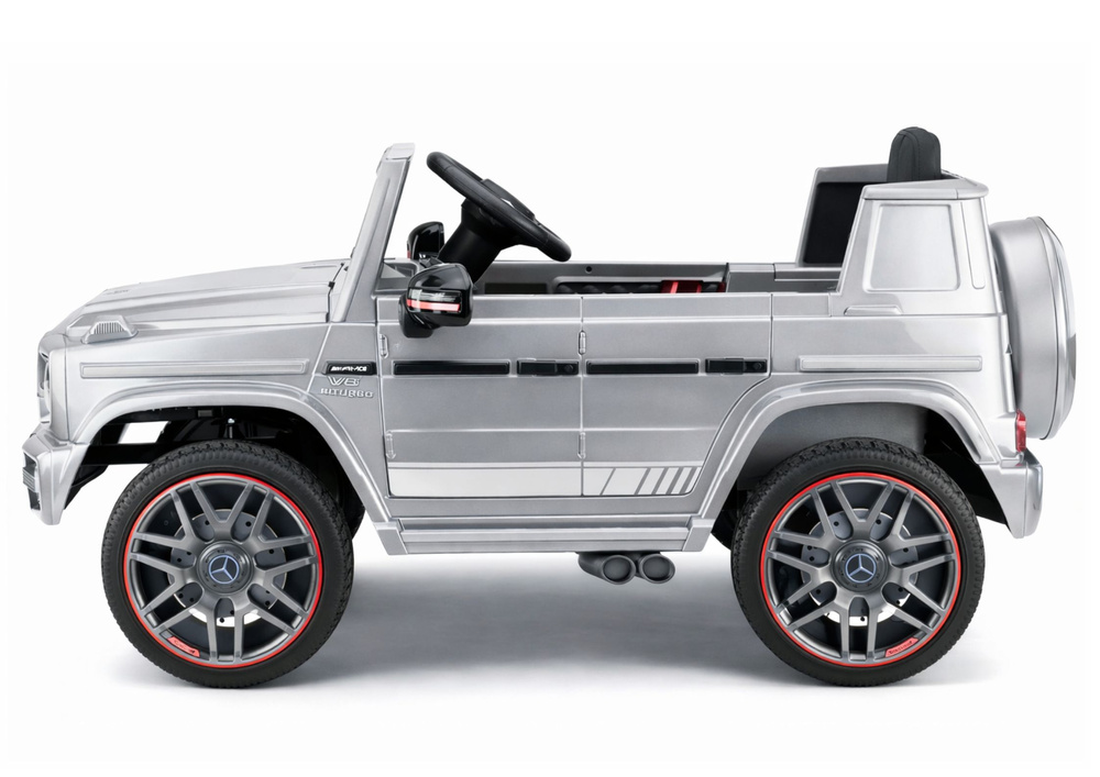 Mercedes AMG G 63 srebrno vozilo na akumulator