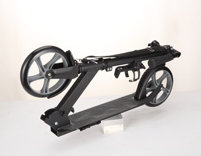 Trike Fix gradski skuter sklopivi s kotačima 200 mm, sivi