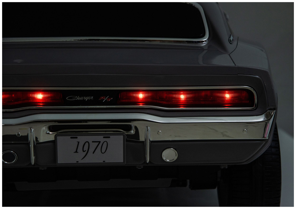 Dodge Charger R/T DLS-K12 24V7Ah sivi automobil na akumulator